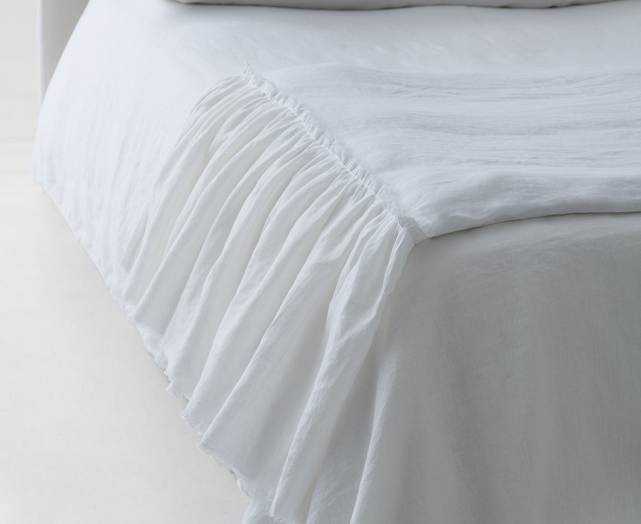 Piecera de Cama con Vuelos