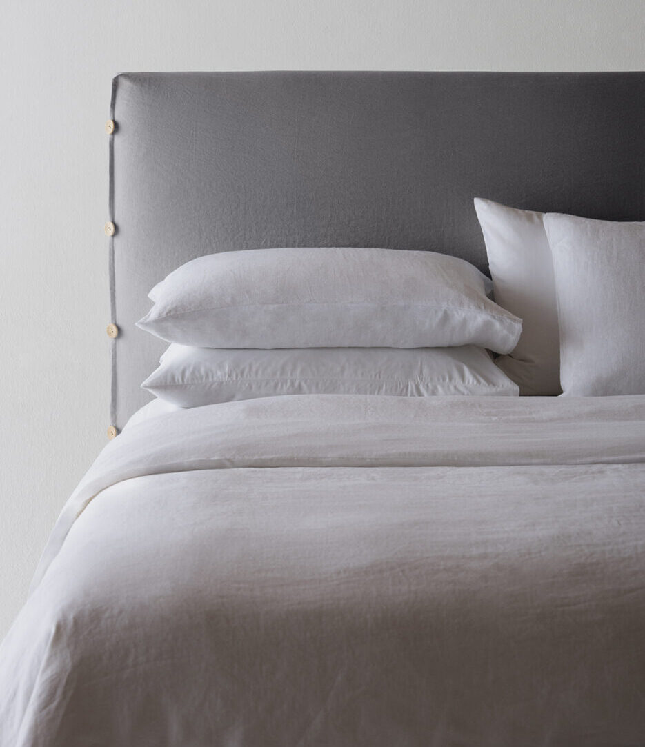 Respaldo de cama modelo Botones